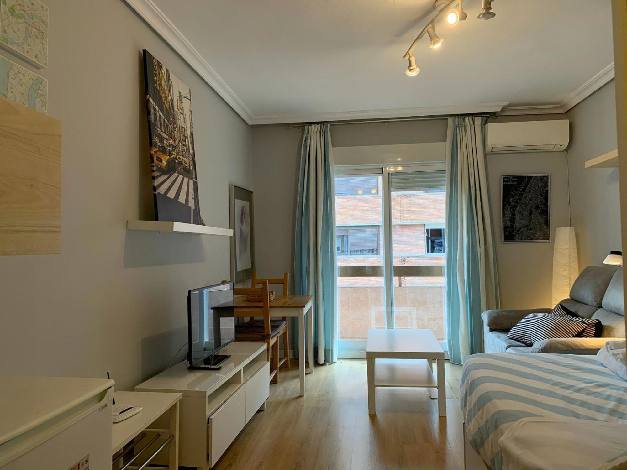 Ferienwohnung El Nuevo Corazon De Triana Next Feria Renovado Febrero 2025 Sevilla Exterior foto